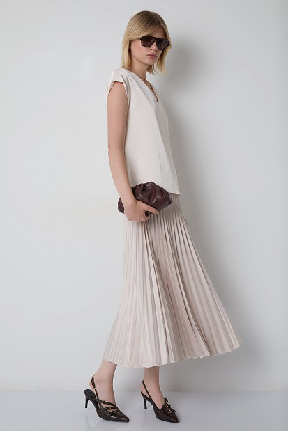 Midi pleated skirt