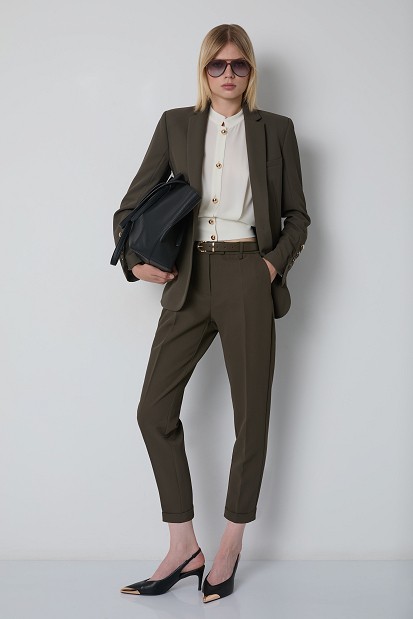 Basic crepe blazer