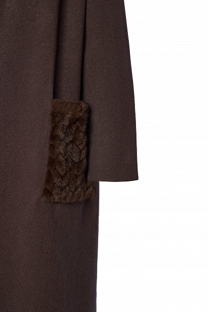 Long cardigan with hood and faux fur pockets