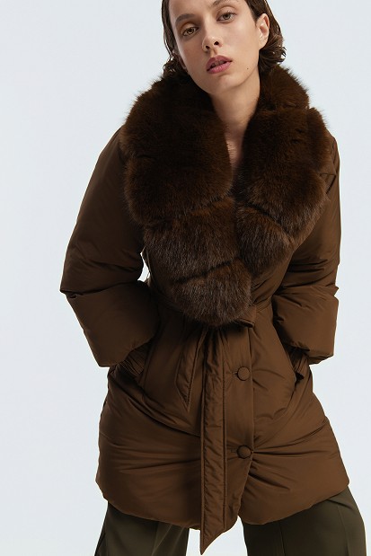 Jacket with faux fur collar