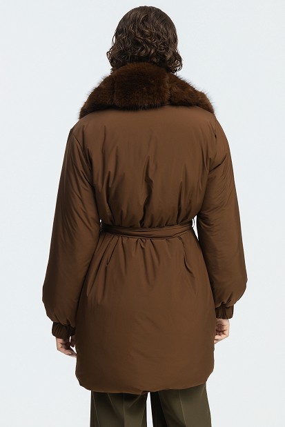 Jacket with faux fur collar