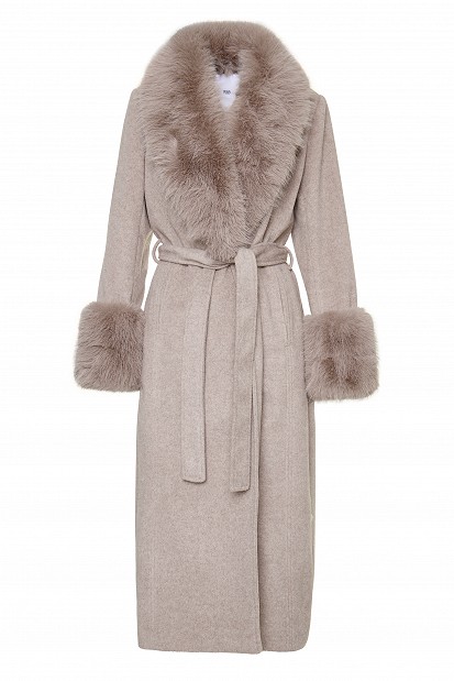 Long coat with fur details