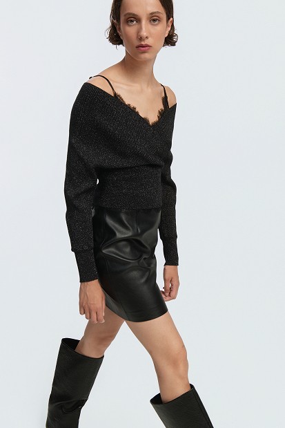 Wrap lurex top with lace
