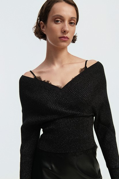Wrap lurex top with lace