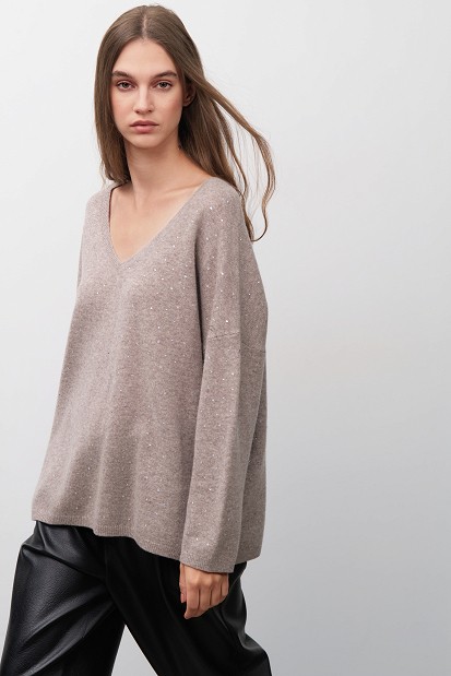 Wool sweater with rhinestones
