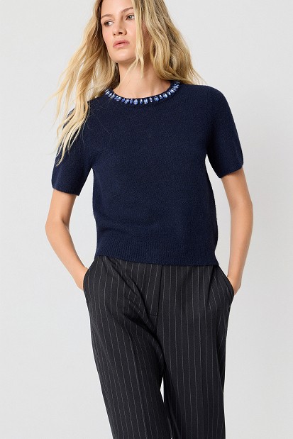 Sweater with decorative stones