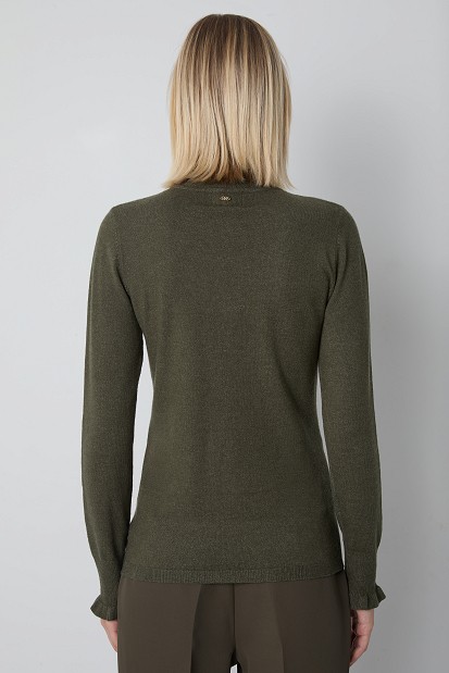 Basic turtleneck with ruffle sleeve details