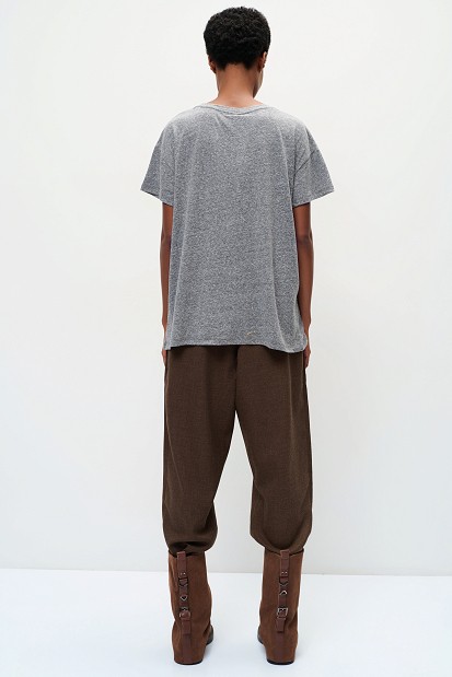 Printed T-shirt with decorative details