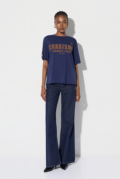 Printed T-shirt with decorative details
