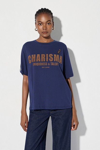 Printed T-shirt with decorative details