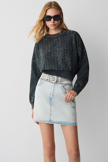 Sweatshirt with rhinestone embellishments