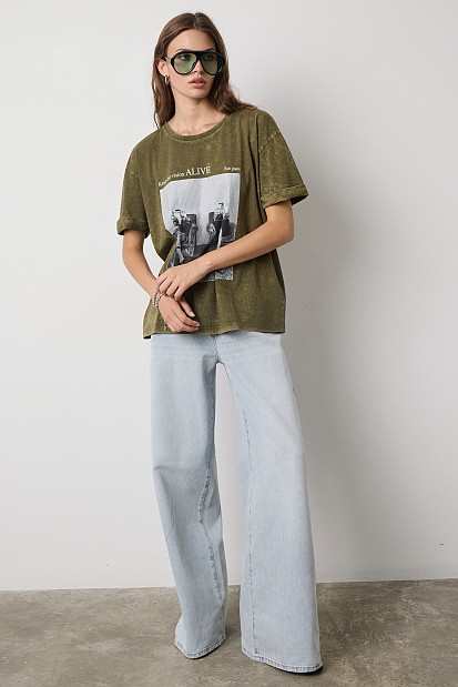 Printed T-shirt with rhinestones