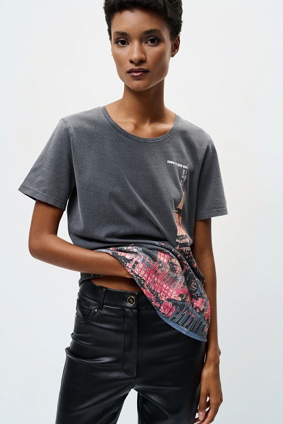 Printed T-shirt with rhinestones