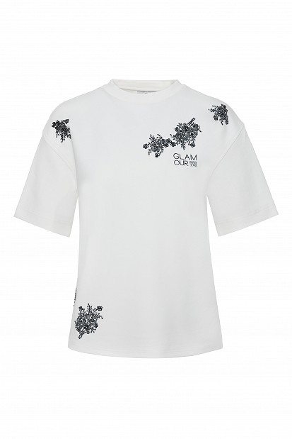 T-shirt με διακοσμητικές χάντρες