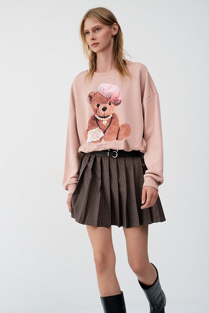 Sweatshirt with a teddy bear print