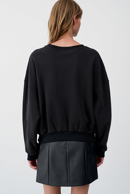 Sweatshirt with a teddy bear print