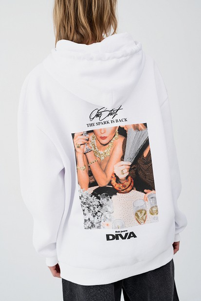 Hanorac oversized cu glugă și print pe spate