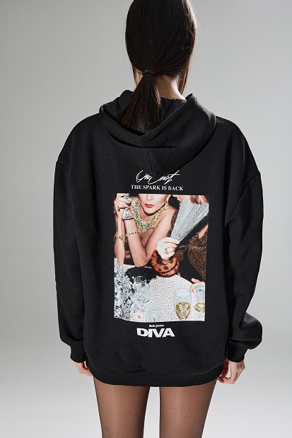 Oversized hooded sweatshirt with a back print