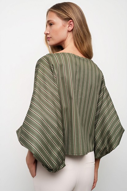 Striped balloon sleeve blouse
