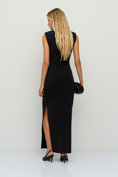 Maxi dress with buckle detail