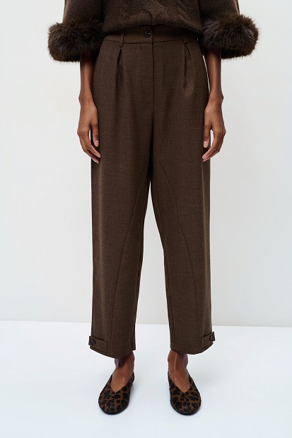High-waisted pleated trousers