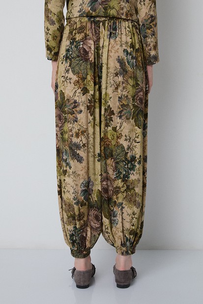 Pantaloni balloon cu print floral