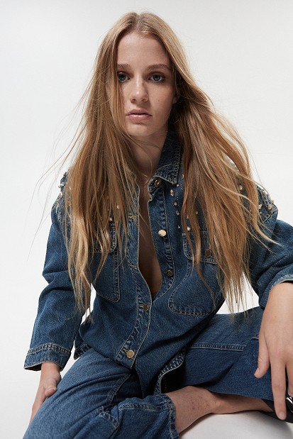 Cămașă stil jachetă din denim cu pietricele