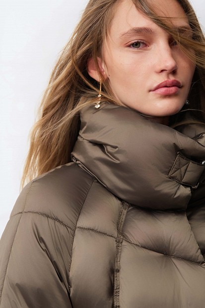 Long quilted jacket