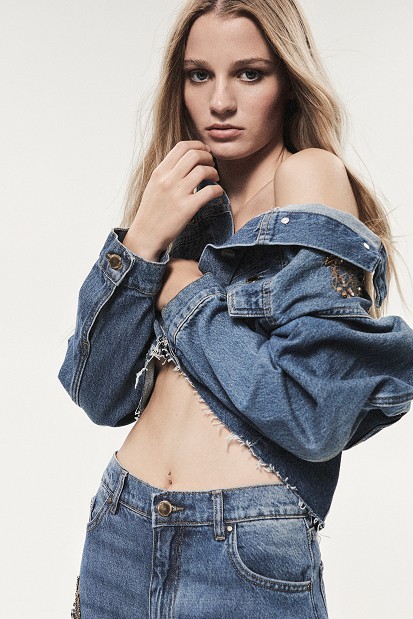 Jachetă din denim cu detalii brodate