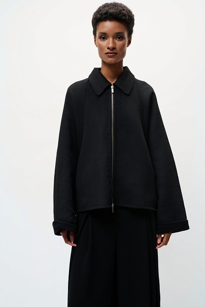 Cropped coat with decorative zip