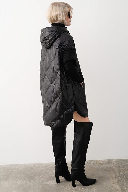 Αμάνικο puffer μπουφάν