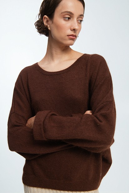Sweater with cuffed sleeves