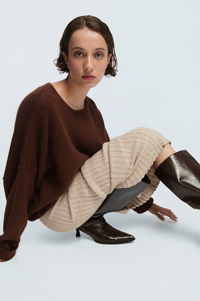 Sweater with cuffed sleeves