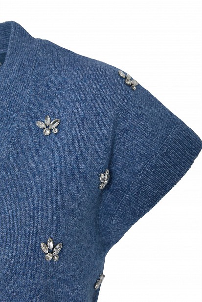 Wrap sweater with decorative stones
