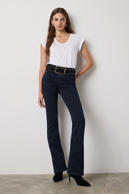 Suede belt with studs