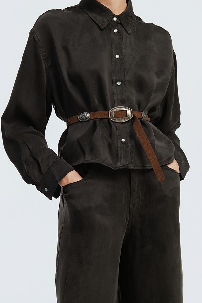 Suede leather belt with decorative details