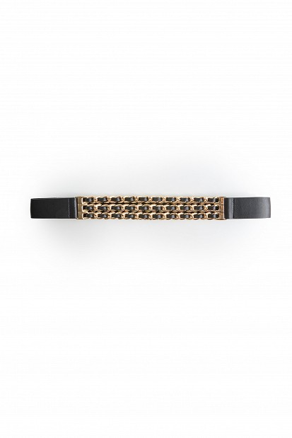 Elasticated belt with chains