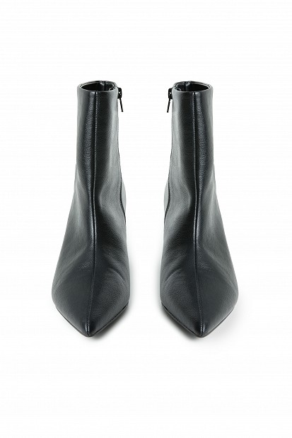 Botine cu toc mic
