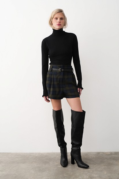 Over-the-knee boots with a chunky heel