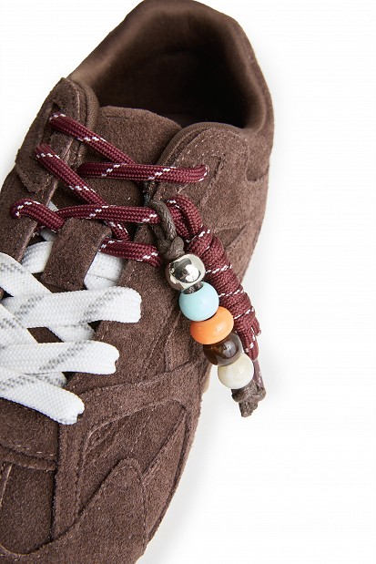 Sneakers din piele întoarsă cu detalii decorative