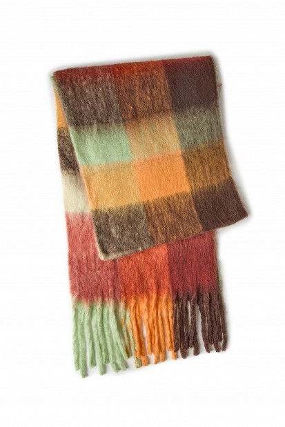 Plaid scarf