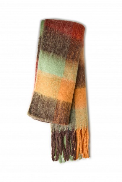 Plaid scarf