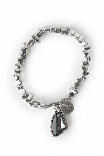 Bracelet with a decorative stone