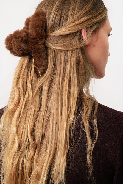 Faux fur hair claw clip