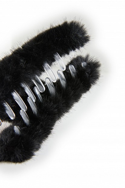 Faux fur hair claw clip