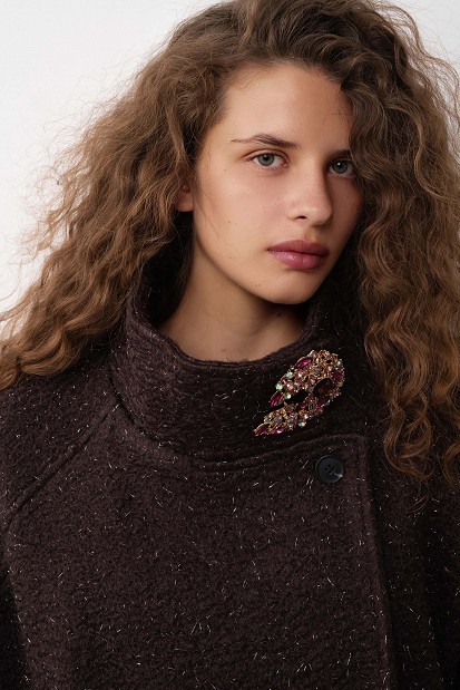 Crystal and stone brooch