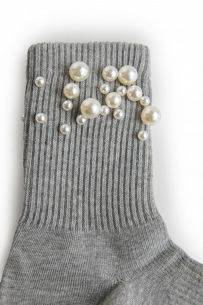 Ankle socks with pearl details