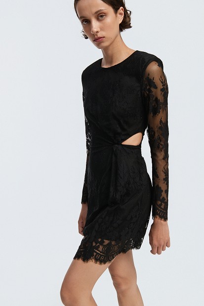 Rochie scurtă cu dantelă și pietricele - Gold Label