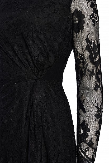 Rochie scurtă cu dantelă și pietricele - Gold Label
