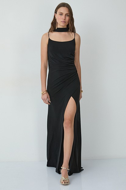 Maxi dress with a scarf detail - Gold label